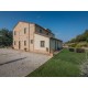 Accommodation structure, farmhouse with restaurant and rooms for sale in the Marche; Ancient farmhouse completely restored for sale in the Marche in Le Marche_3
